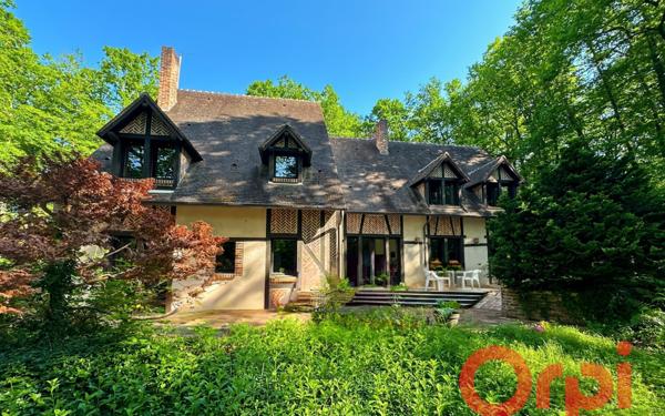 Maison à vendre    6 pièces • 229 m2 Allogny