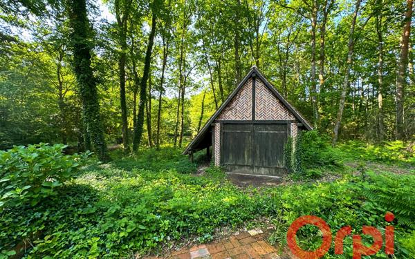 Maison à vendre    6 pièces • 229 m2 Allogny