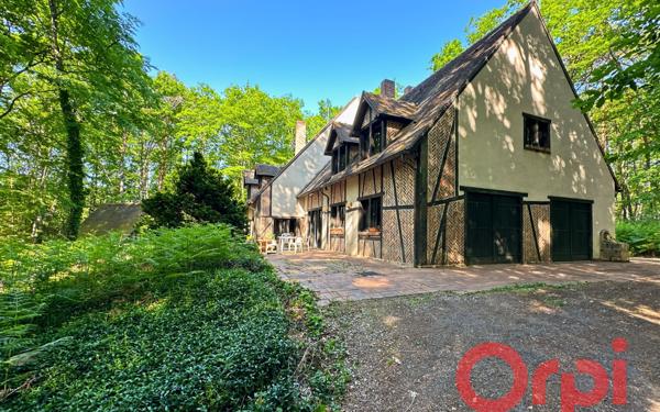 Maison à vendre    6 pièces • 229 m2 Allogny