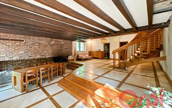 Maison à vendre    6 pièces • 229 m2 Allogny