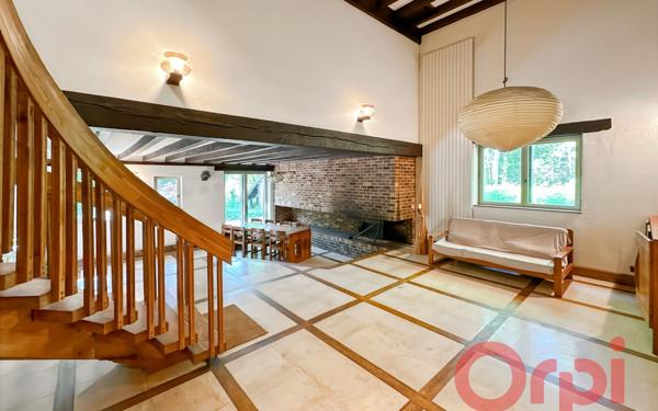 Maison à vendre    6 pièces • 229 m2 Allogny