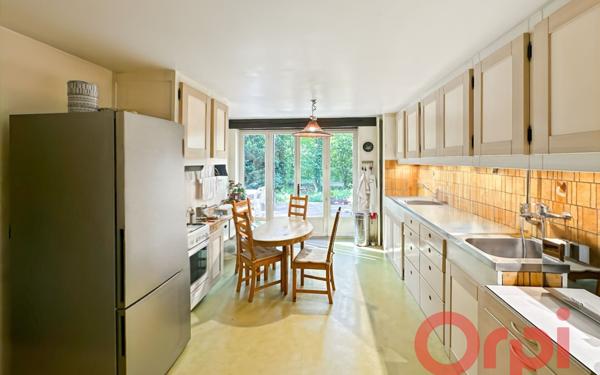 Maison à vendre    6 pièces • 229 m2 Allogny