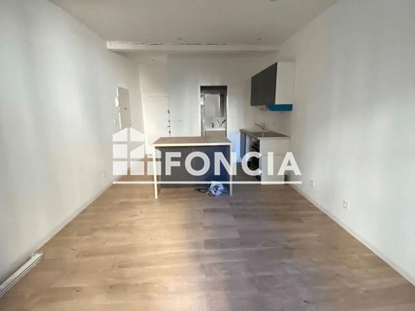 Location Studio 27.25 m² - 2 RUE DU PETIT PARIS Montpellier 34000