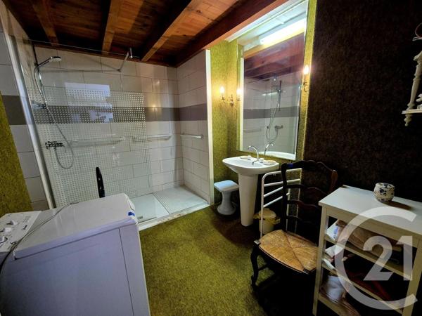 Appartement F3 Bis à vendre  3 pièces - 75,78 m 2   CAUTERETS  - 65
