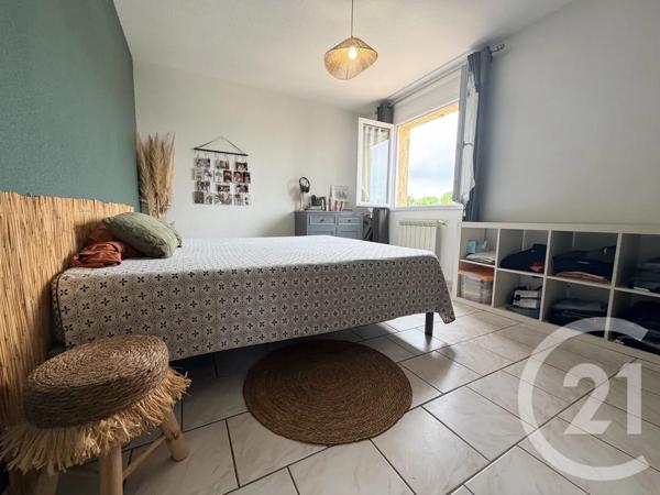 Maison à vendre  5 pièces - 131,91 m 2   ST BRES  - 34