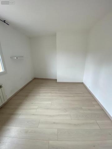 Appartement à louer à Ézy-sur-Eure dans l'Eure (27530), ref : MD EZY   
Centre ville