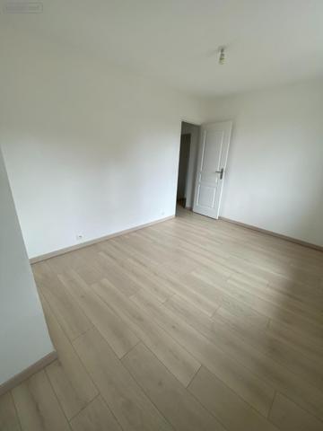 Appartement à louer à Ézy-sur-Eure dans l'Eure (27530), ref : MD EZY   
Centre ville