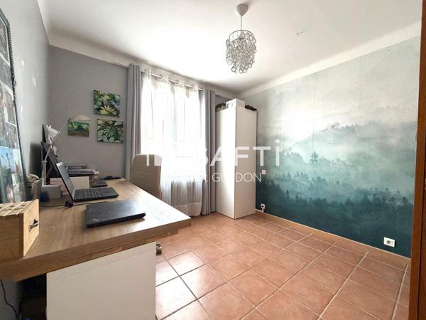 Maison 3 chambres avec terrasse, jardin et parking
