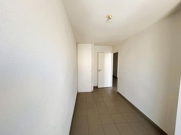 Perpignan Sud, secteur recherché de Porte d'Espagne, appartement 4 pièces 71 m² en très bon état avec 2 places de parking
