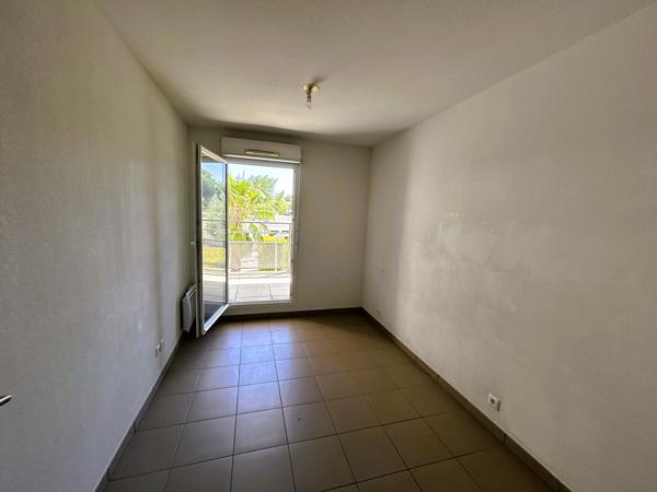 Perpignan Sud, secteur recherché de Porte d'Espagne, appartement 4 pièces 71 m² en très bon état avec 2 places de parking