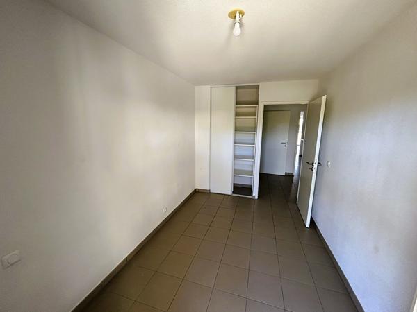 Perpignan Sud, secteur recherché de Porte d'Espagne, appartement 4 pièces 71 m² en très bon état avec 2 places de parking