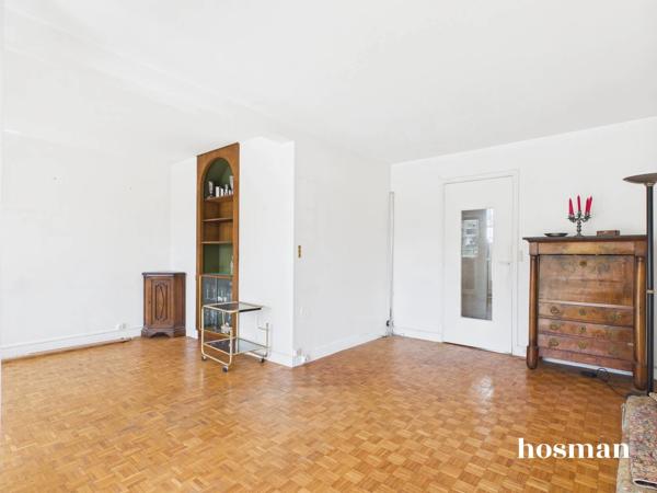 Appartement 3 pièces de 65 m² avec balcon, box et cave - Paris 20