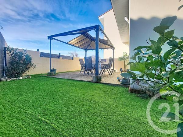 Maison à vendre  4 pièces - 90 m 2   LE BOULOU  - 66