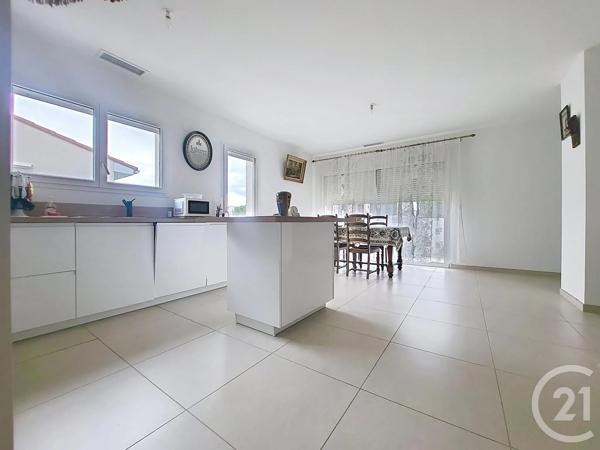 Maison à vendre  4 pièces - 90 m 2   LE BOULOU  - 66