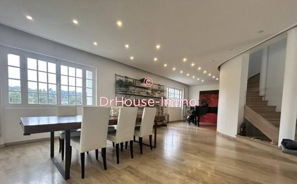 Maison à vendre 11 pièces de 380 m²