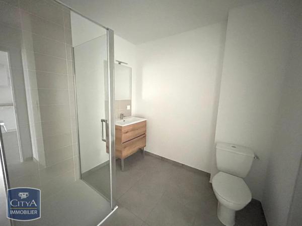 Appartement à louer 1 pièce 32.43m² Saint-Étienne (42000)