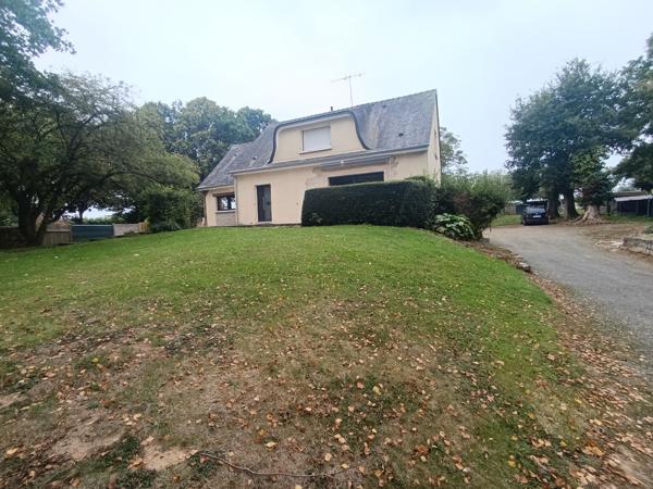 Grande maison sur plus de 3500m² de terrain