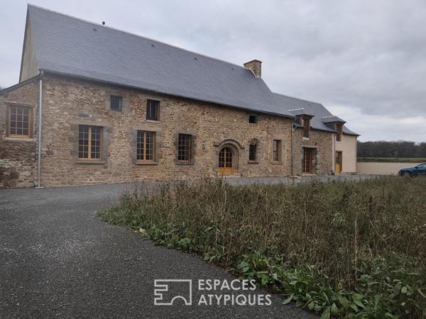 Longère XVII siècle – Rénovation d’exception à 20 minutes de Rennes