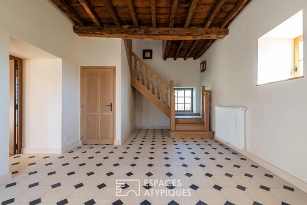 Longère XVII siècle – Rénovation d’exception à 20 minutes de Rennes