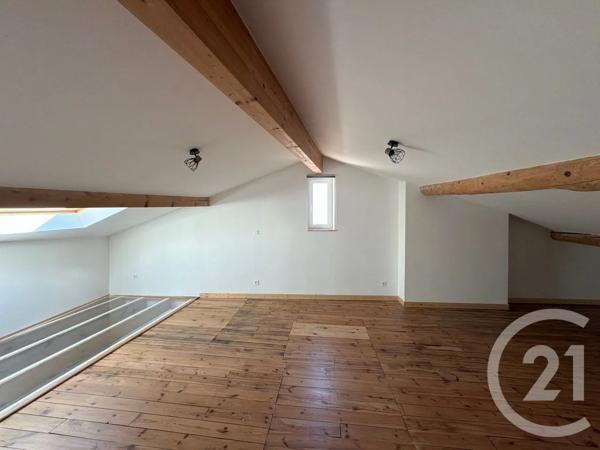 Maison à vendre  6 pièces - 152,38 m 2   ROIFFIEUX  - 07