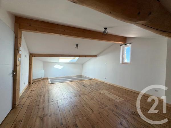 Maison à vendre  6 pièces - 152,38 m 2   ROIFFIEUX  - 07