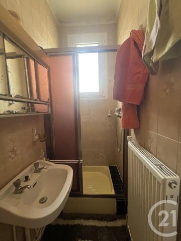 Maison à vendre  4 pièces - 58 m 2   MONTLUCON  - 03