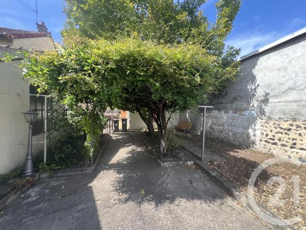 Maison à vendre  4 pièces - 58 m 2   MONTLUCON  - 03