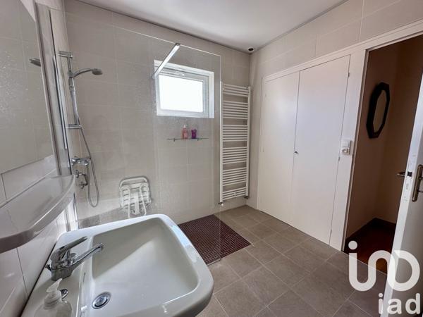 Maison 7 pièces de 136 m² à Guilvinec (29730)