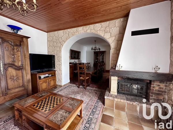 Maison 7 pièces de 136 m² à Guilvinec (29730)