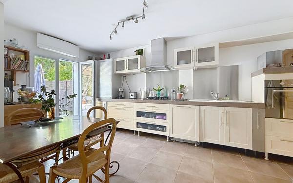 Maison à vendre    5 pièces •  Avignon