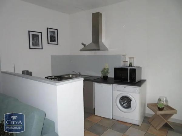 Appartement à louer 2 pièces 39.1m² Carcassonne (11000)