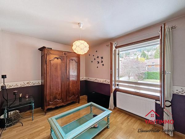 Lucinges (74380) À vendre – Spacieux appartement T5 de 127 m² avec terrasse, garage et parking – Lucinges