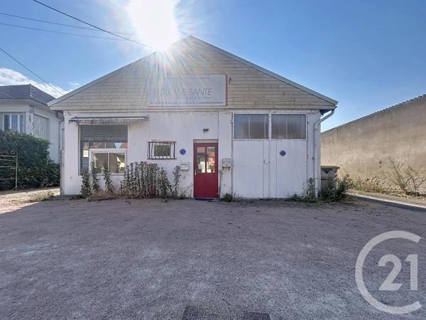 Immeuble à vendre  250 m 2   ST POURCAIN SUR SIOULE  - 03