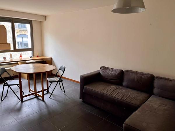 Maison de ville – Rennes Saint-Hélier, volumes et jardin