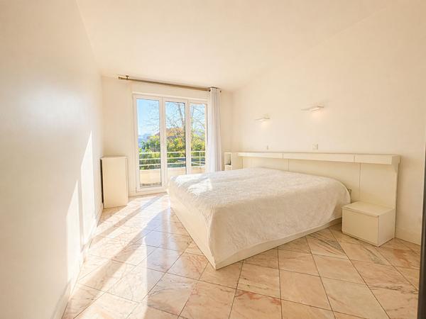 Appartement Fontenay Sous Bois 3 pièce(s) 72,74m2