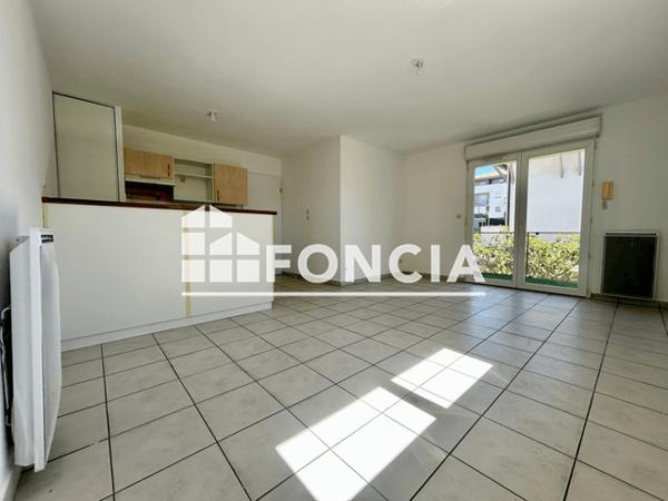Location Appartement 3 pièces 52.2 m² - 2 ET 4 CHEMIN DU VIEUX CANAL Carcassonne 11000