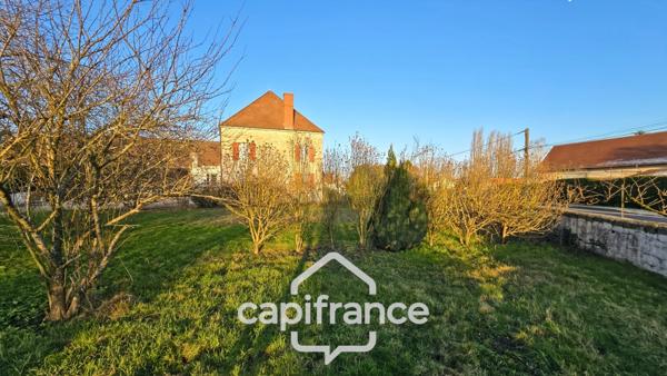 A vendre Maison en pierre de 9 pièces avec dépendances sur terrain de 2000 m² (71100)