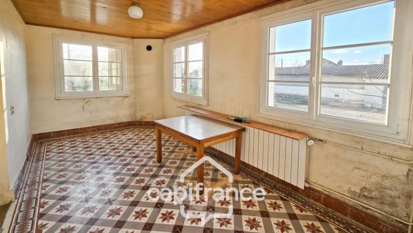 A vendre Maison en pierre de 9 pièces avec dépendances sur terrain de 2000 m² (71100)