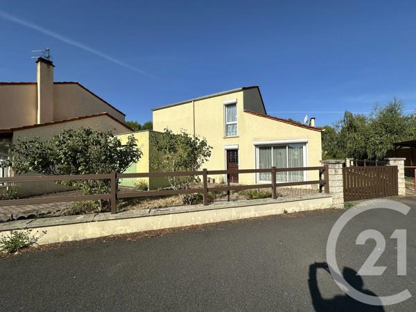 Maison à vendre  6 pièces - 111 m 2   ROANNE  - 42