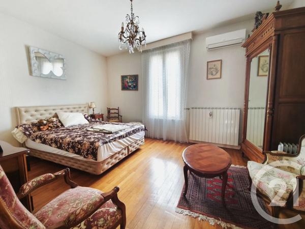 Maison à vendre  6 pièces - 111 m 2   ROANNE  - 42