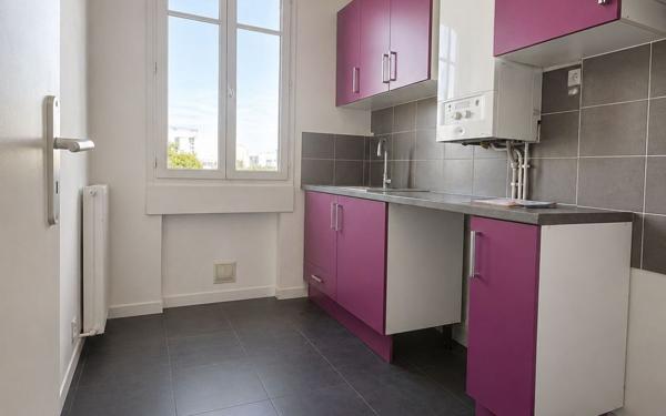 Appartement à vendre    2 pièces • 45,61 m2 Montreuil