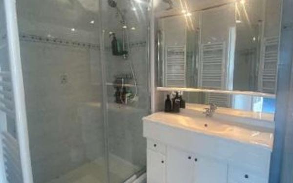 Appartement à vendre    3 pièces • 61,46 m2 Les Sables-d'Olonne