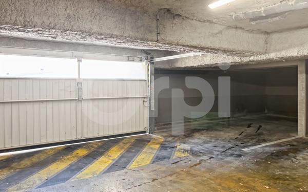 Stationnement à vendre