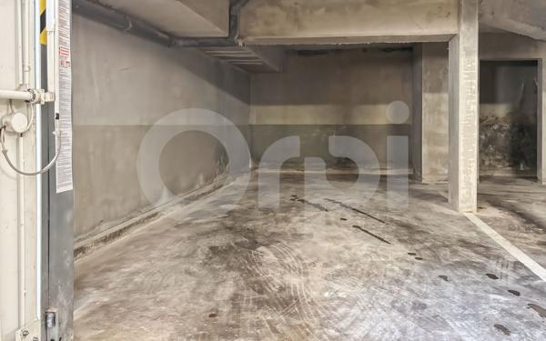 Stationnement à vendre