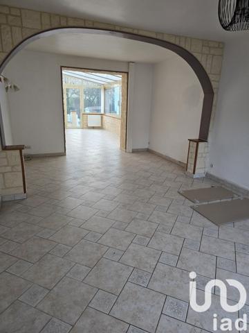 Maison traditionnelle 6 pièces de 136 m² à Dormans (51700)