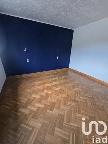 Maison traditionnelle 6 pièces de 136 m² à Dormans (51700)