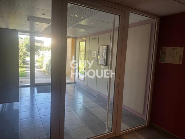 Appartement Carcassonne T3 avec terrasse 2 places de parking.