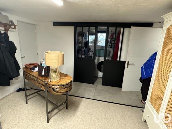 Maison 8 pièces de 175 m² à Aubenas (07200)