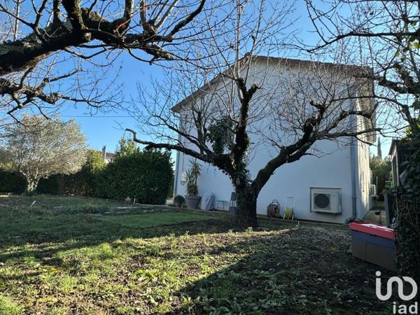 Maison 8 pièces de 175 m² à Aubenas (07200)