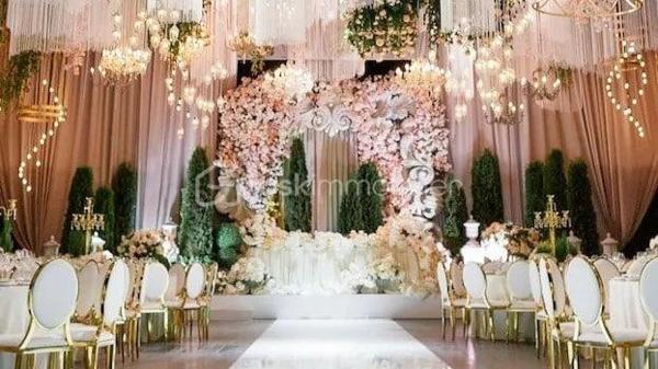 Local commercial de 2 360 m²